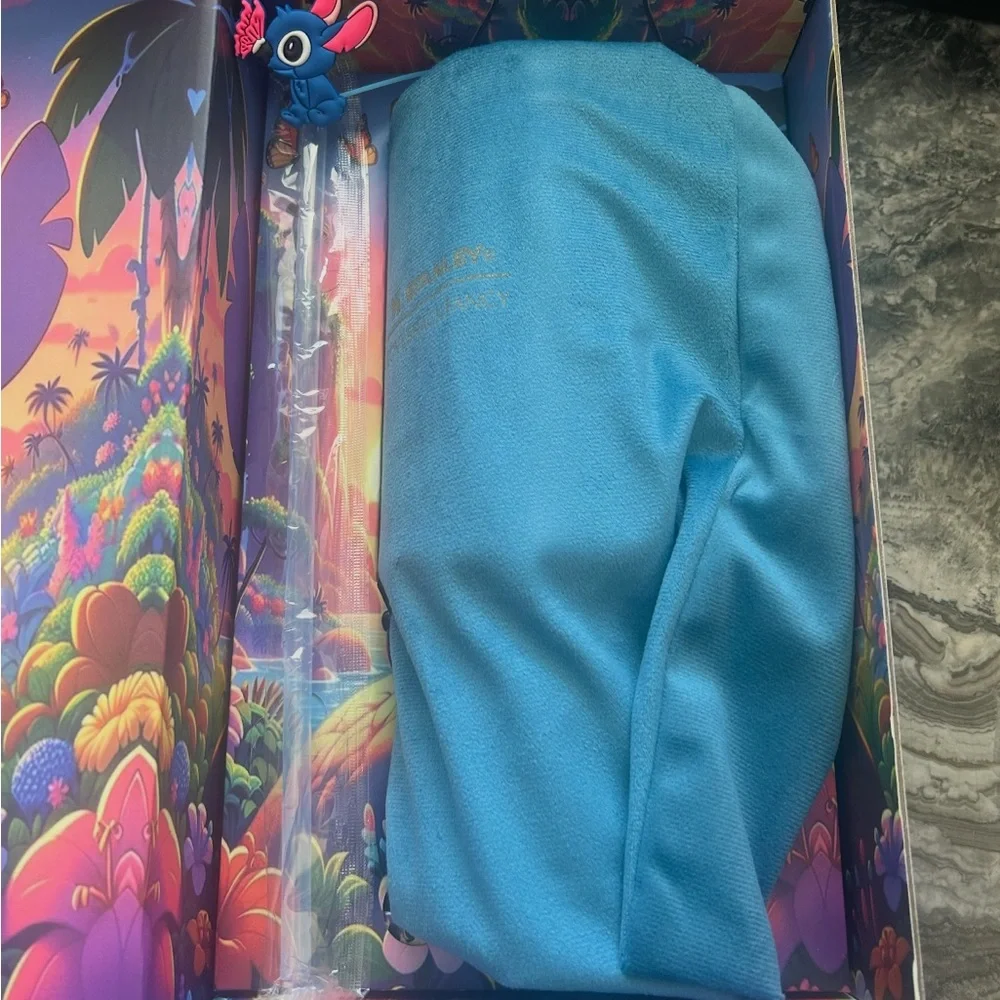 Stanley Blue & Purple Stitch Sunset Quencher Tumbler : new in box - Picture 2 of 4